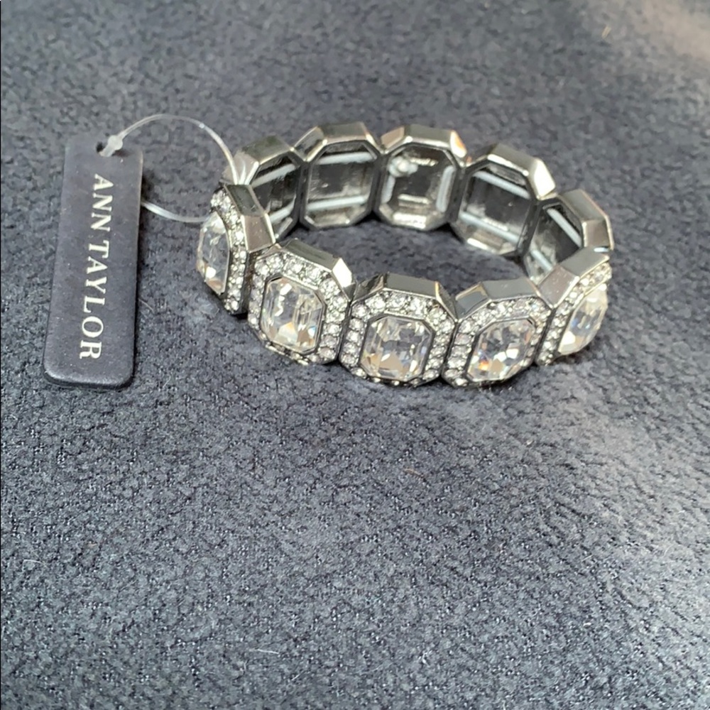 Ann Taylor stretch crystal bracelet